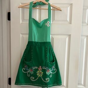 Anthropologie Green Floral Embroidered Adult Halter Cotton Kitchen Cooking Apron
